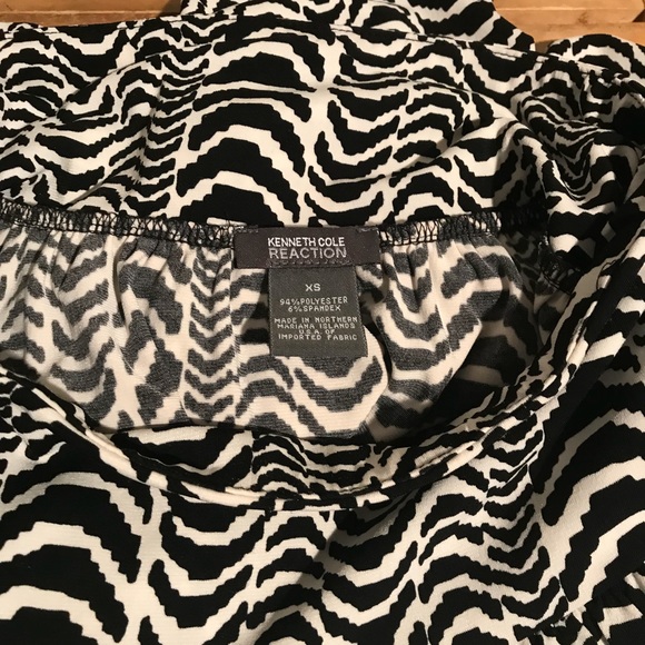 Kenneth Cole Reaction Swing Skirt-Size XS ** Like new** - Picture 7 of 7
